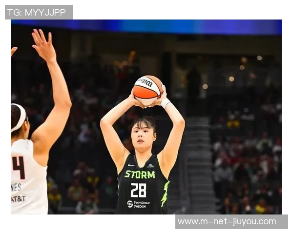 女版文班亚马强势来袭李月汝迎战新对手展开激烈竞争