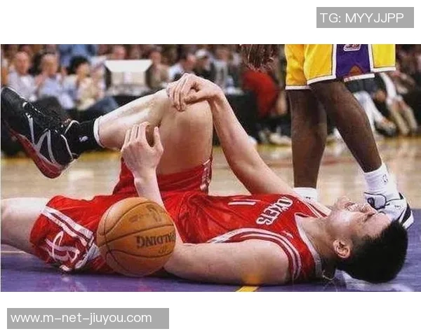 2003年火箭队与湖人队的经典对决回顾及精彩瞬间分析